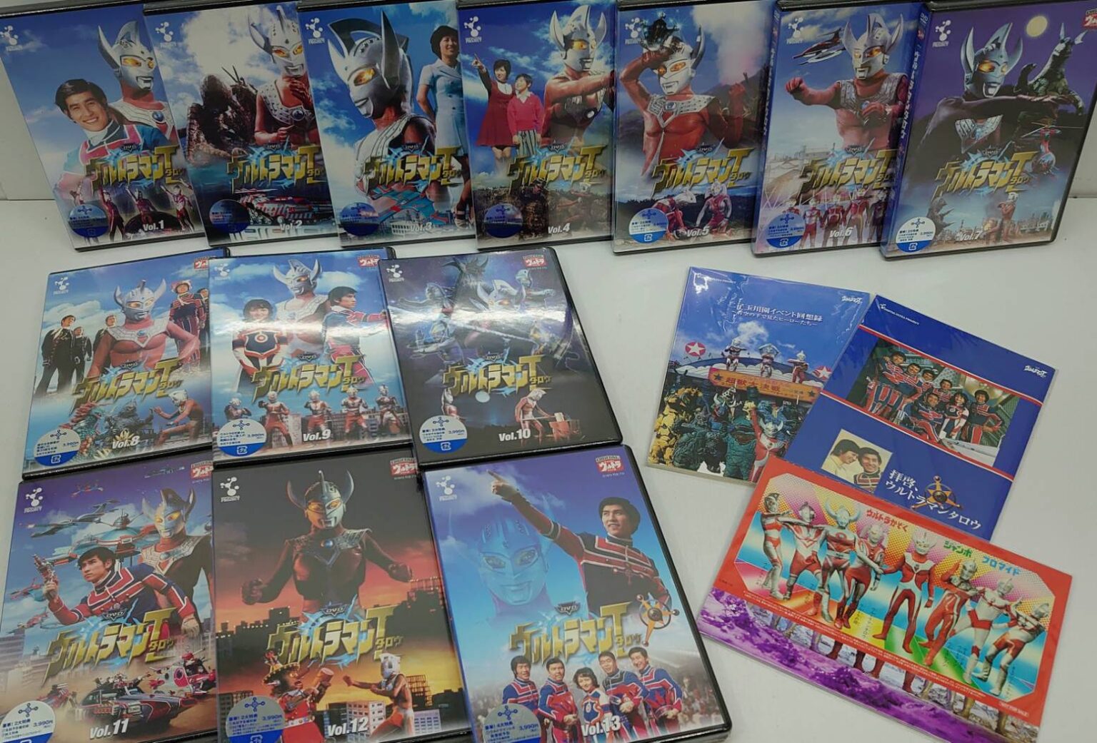 DVDウルトラマンレオ 全13巻セット ⭐️各巻に小冊子付 6月まで変身 